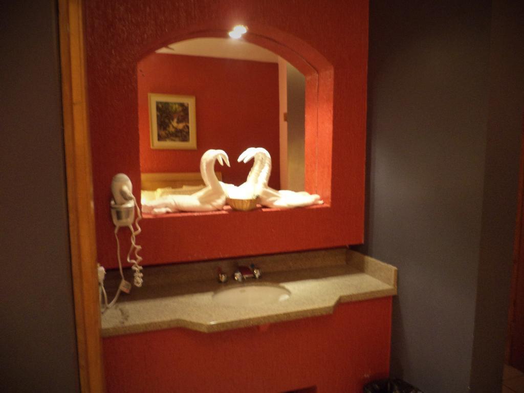 Hotel Diaz 提华纳 客房 照片